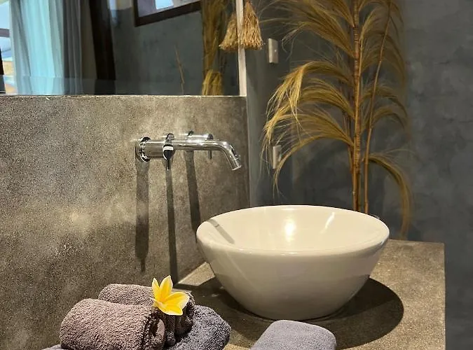 Pearl Boutique Hotel-tranquility For Adults レギャン
