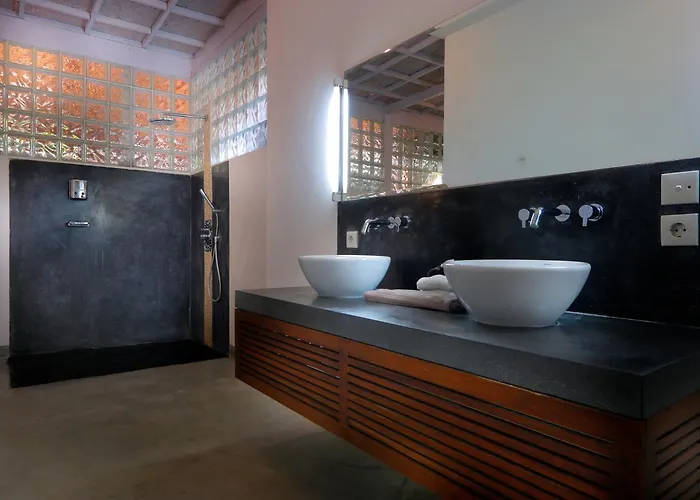 Pearl Boutique Hotel-tranquility For Adults ホテル レギャン